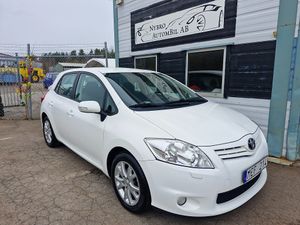 Toyota Auris 2011