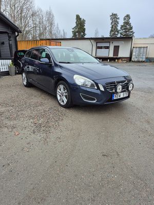 Volvo V60 2013