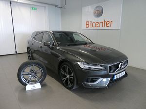 Volvo V60 2022