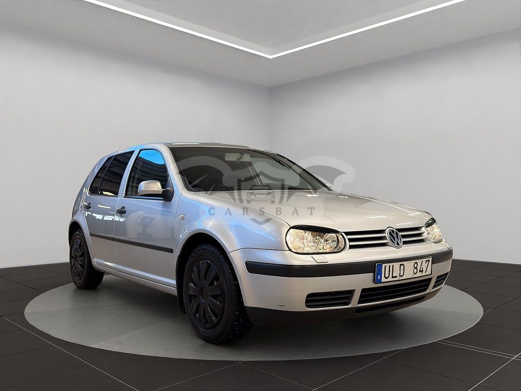 Volkswagen Golf 2004