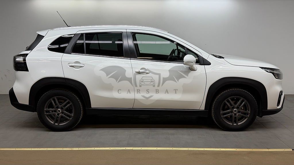 Suzuki S-Cross 2023