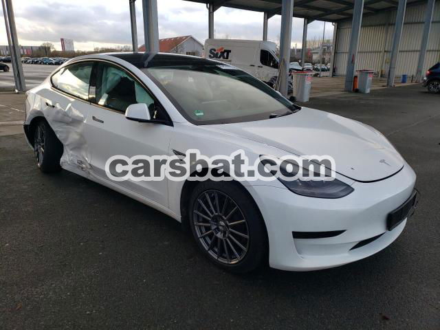 Tesla Model 3 Basis RWD 2022