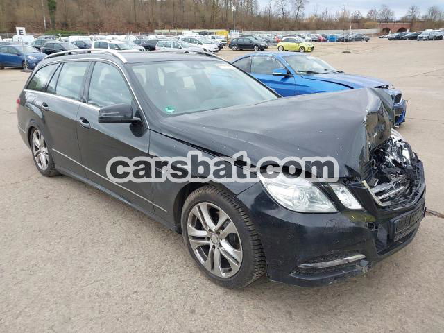 Mercedes-Benz E E 200 CGI BlueEfficiency 2012