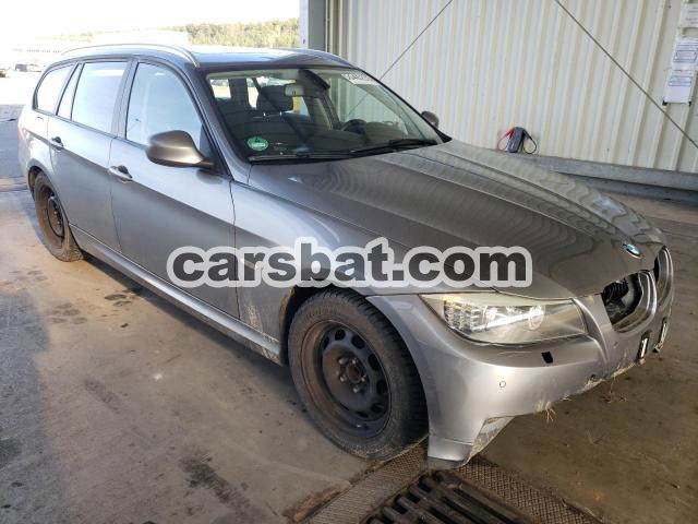 BMW 3 Series 318i 2011