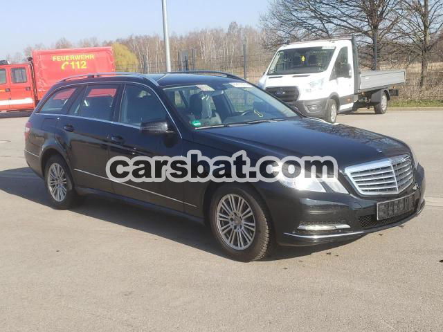 Mercedes-Benz E E 200 CGI BlueEfficiency 2012
