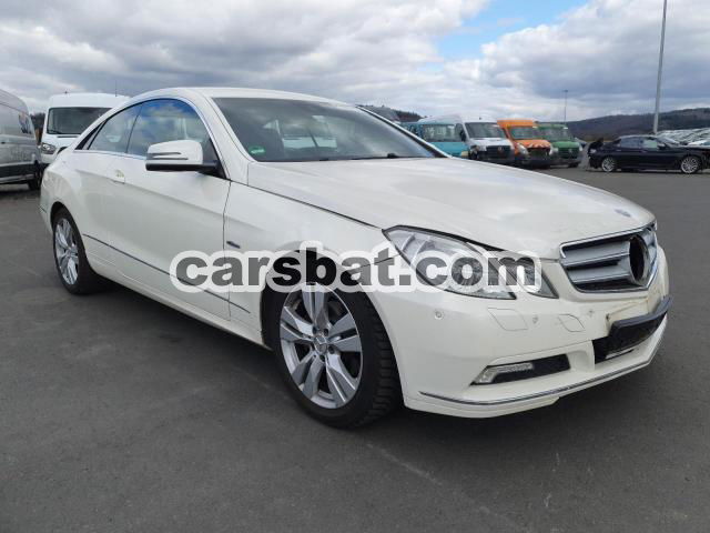 Mercedes-Benz E E 200 CGI BlueEfficiency 2011