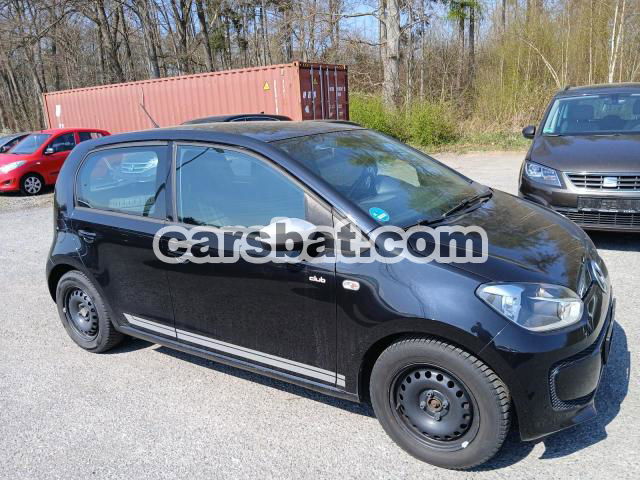 Volkswagen Up! club up! BMT 2015