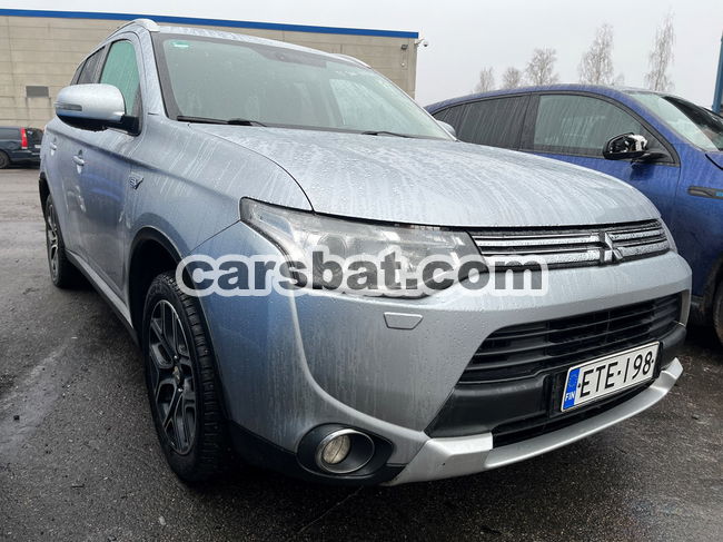 Mitsubishi Outlander 2.0 PLUG IN Hybrid EV 4WD 2015
