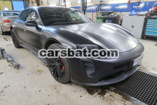 Porsche Taycan GTS 2022