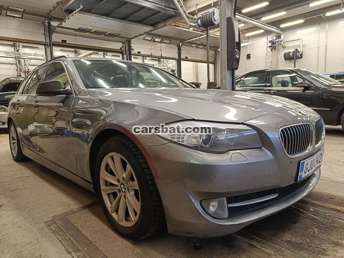 BMW 5 Series 520d 2011