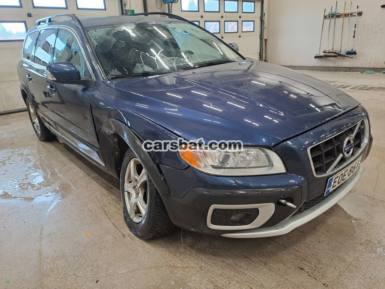 Volvo XC70 2.4D AWD Automatic 2012