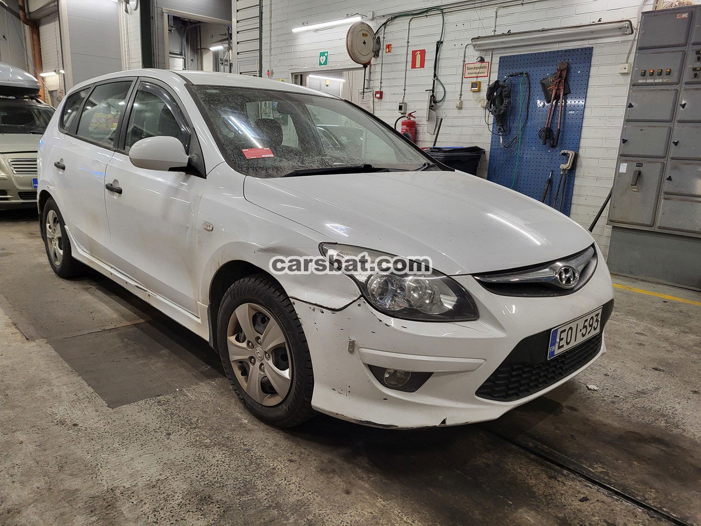 Hyundai i30 i 30 Monikäyttöajoneuvo (AF) 4ov 1582cm3 A 2011