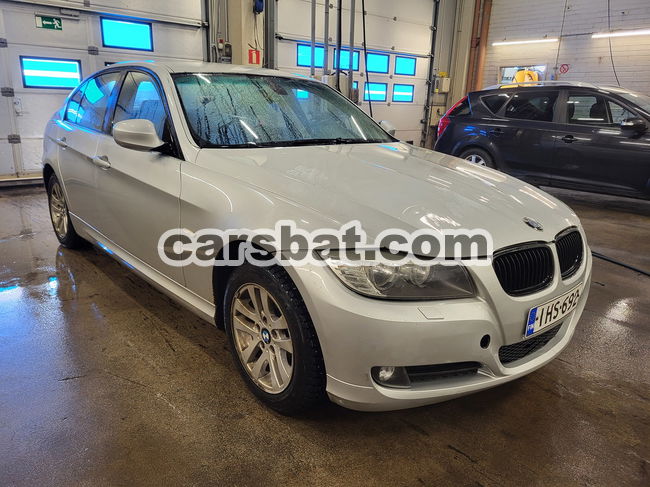 BMW 3 Series 320i 2009