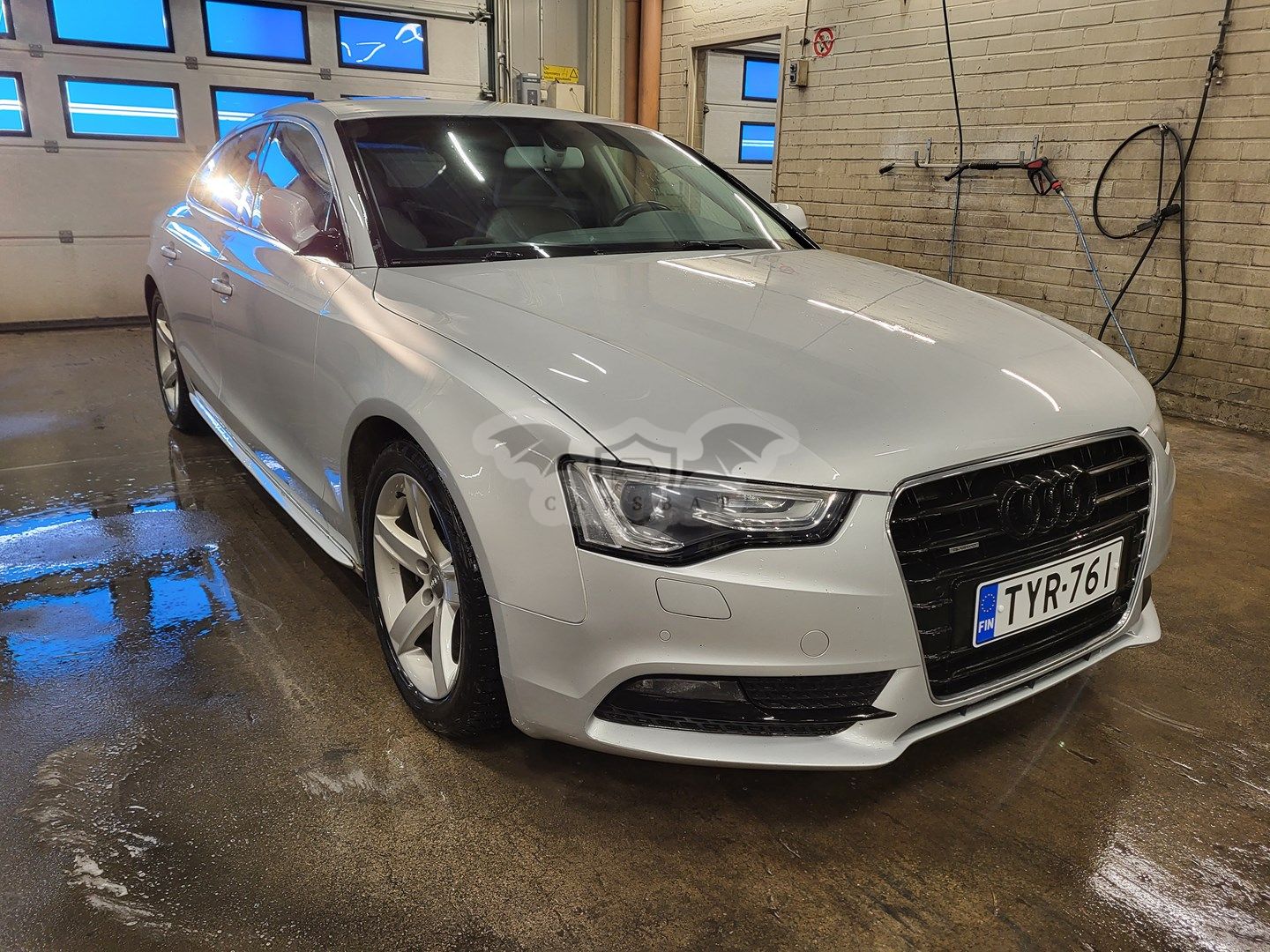 Audi A5 2.0 TFSI quattro 2011
