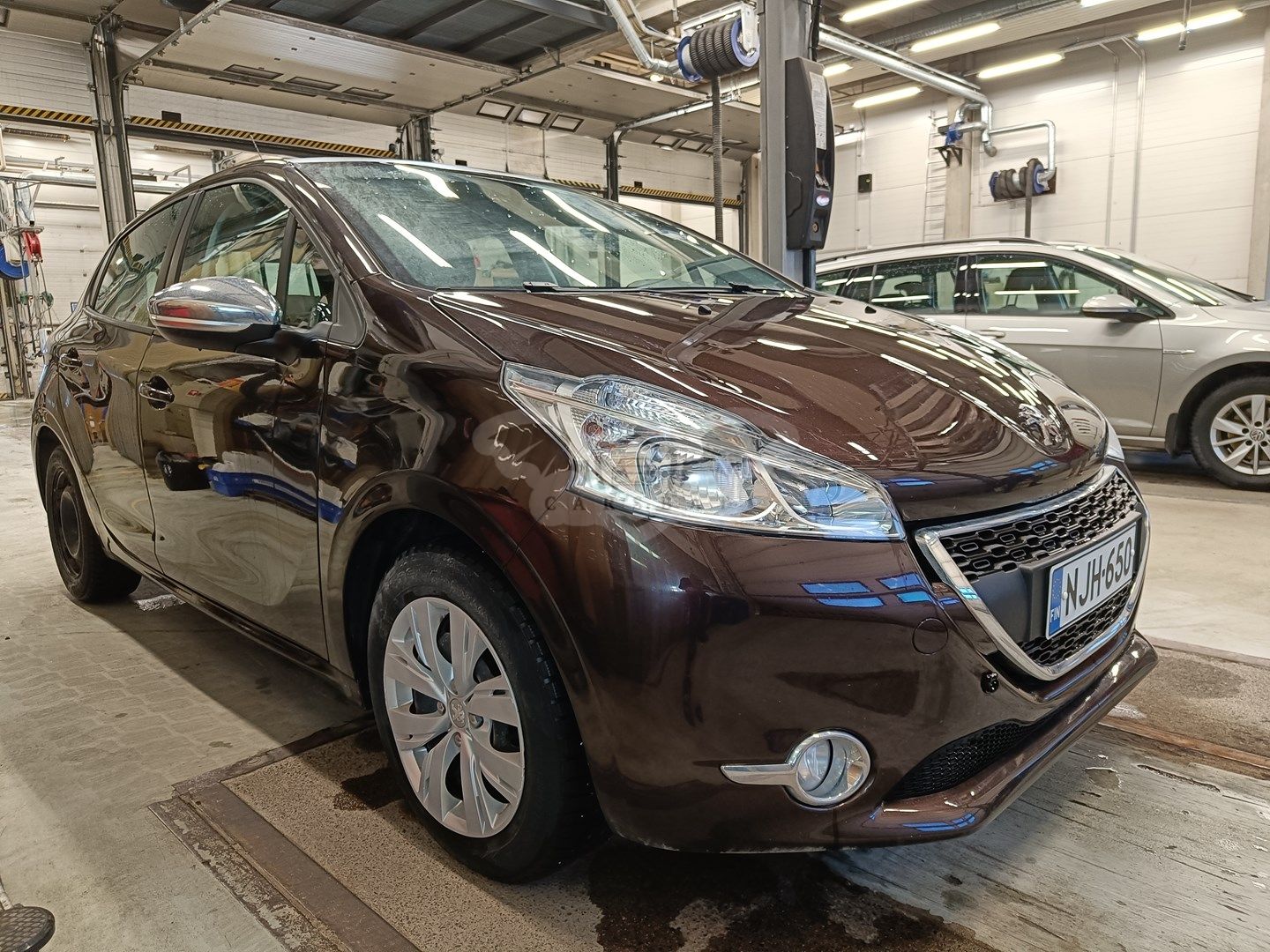 Peugeot 208 1.2 VTi 82 2013