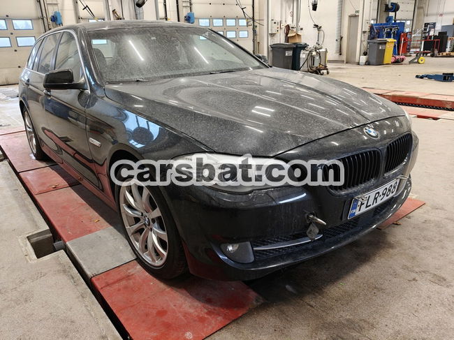BMW 5 Series 530d xDRIVE 2011