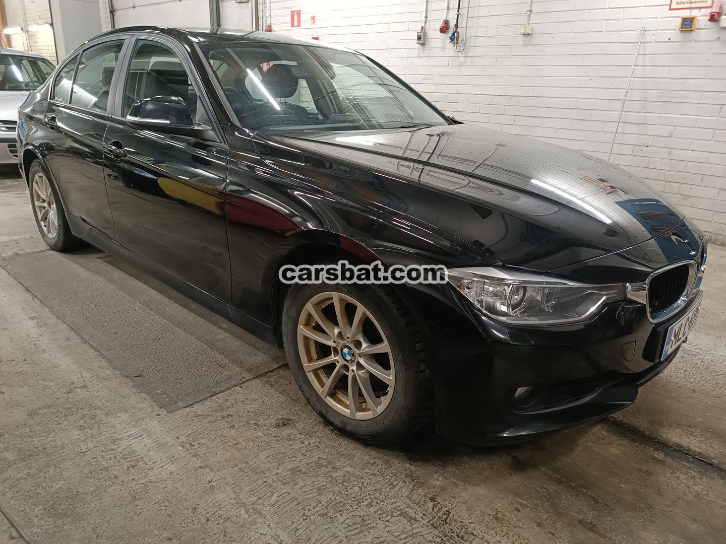 BMW 3 Series 320i 2013