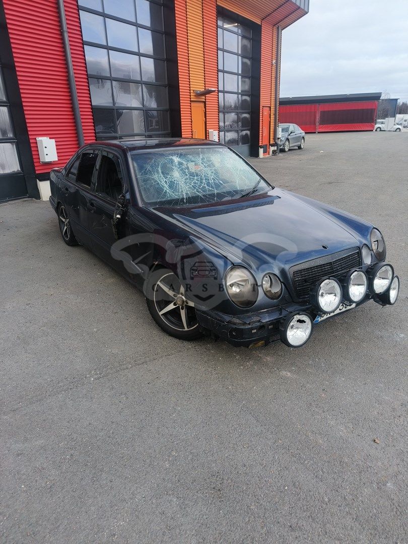 Mercedes-Benz E 290 TURBODIESEL 1998