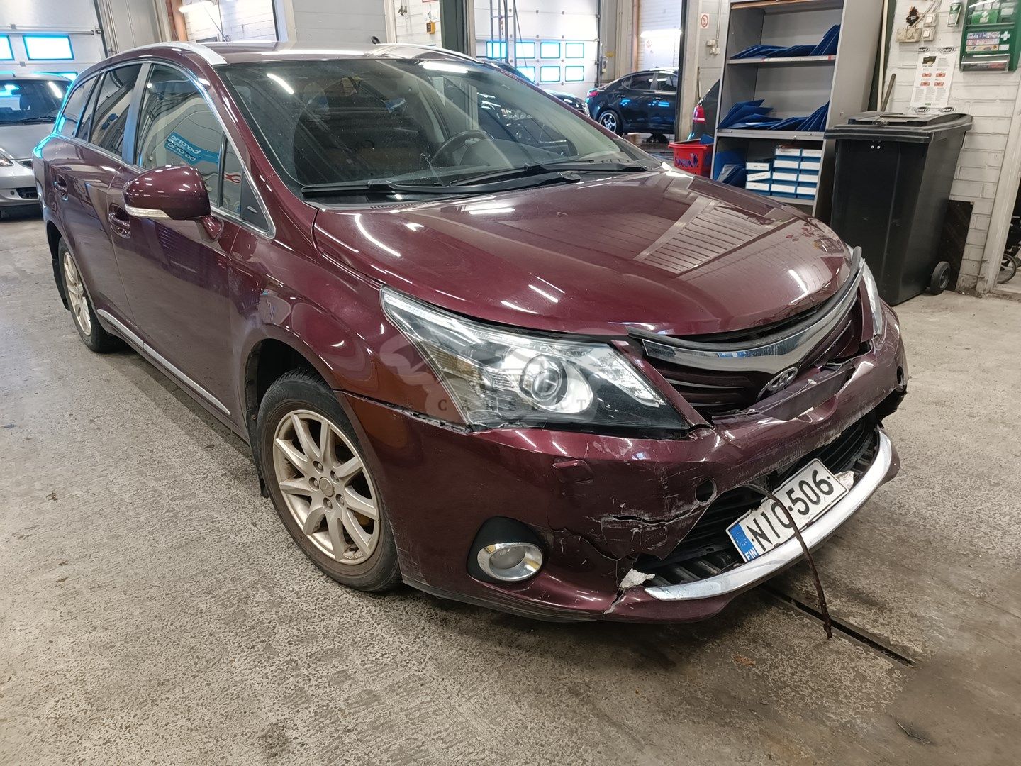 Toyota Avensis 1.8 AUTOMATIC 2012