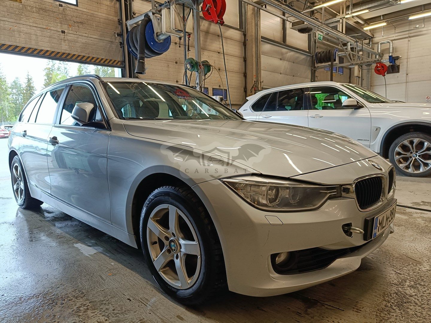BMW 3 Series 320i xDrive 2013