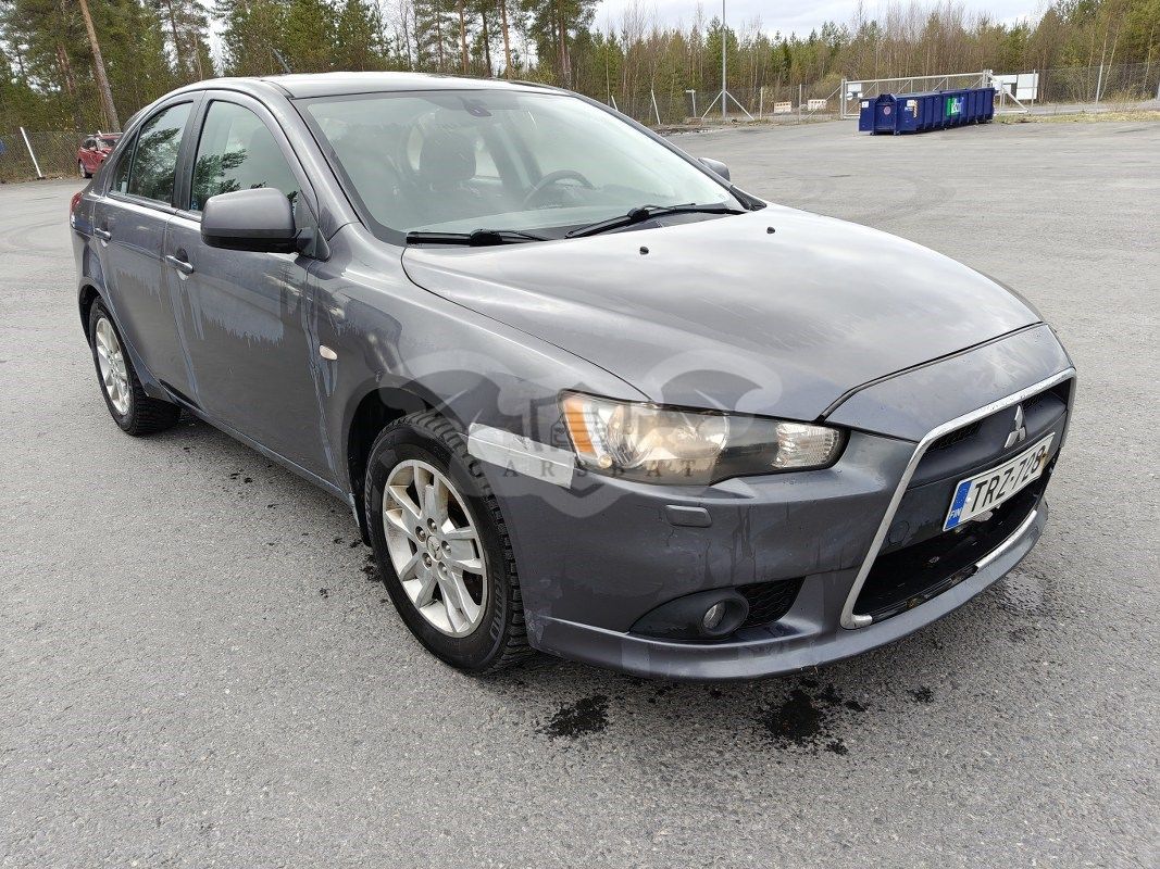Mitsubishi Lancer 1.5 2010