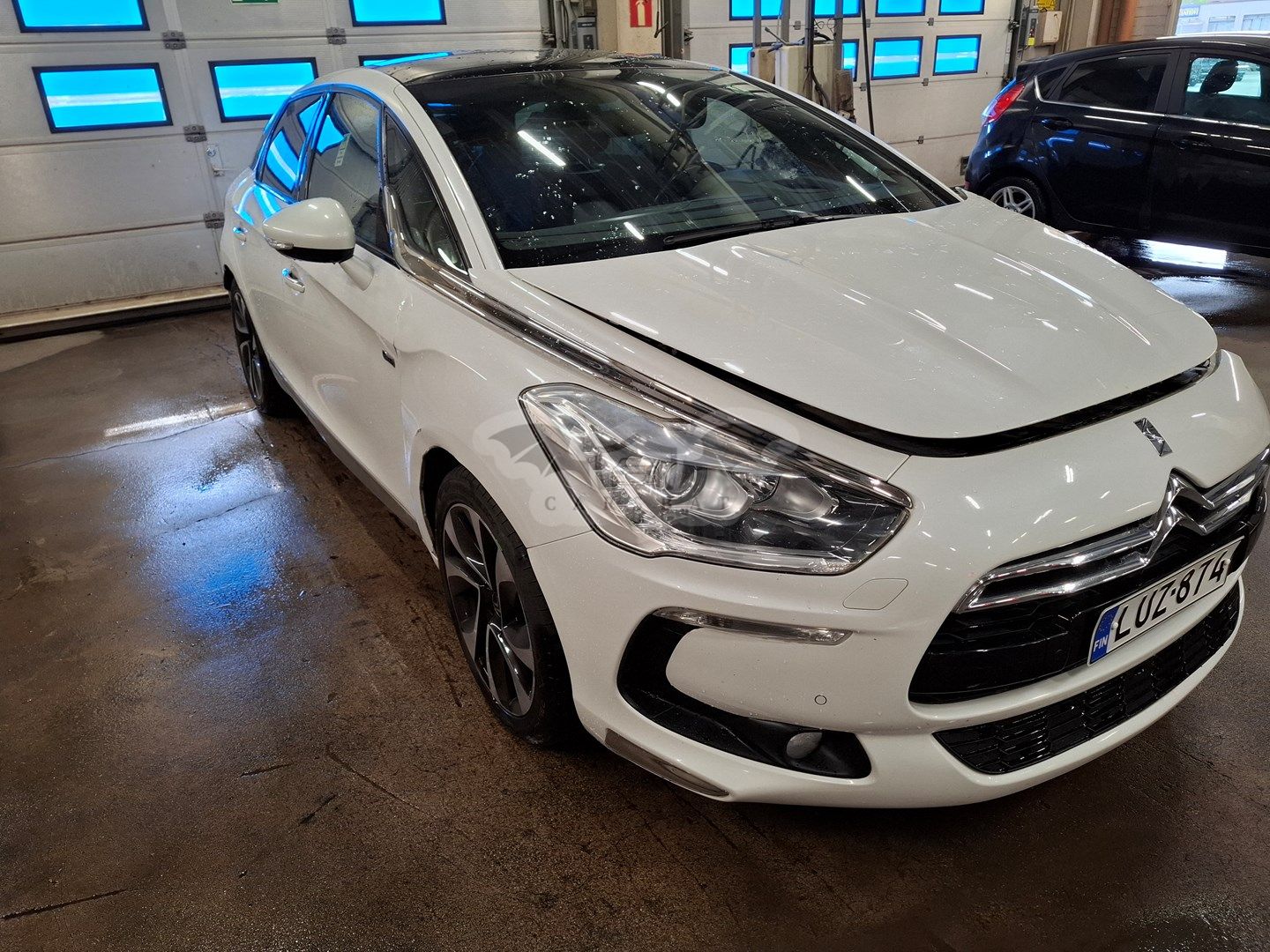 Citroën DS5 2.0 HDi 200 Hybrid4 2013