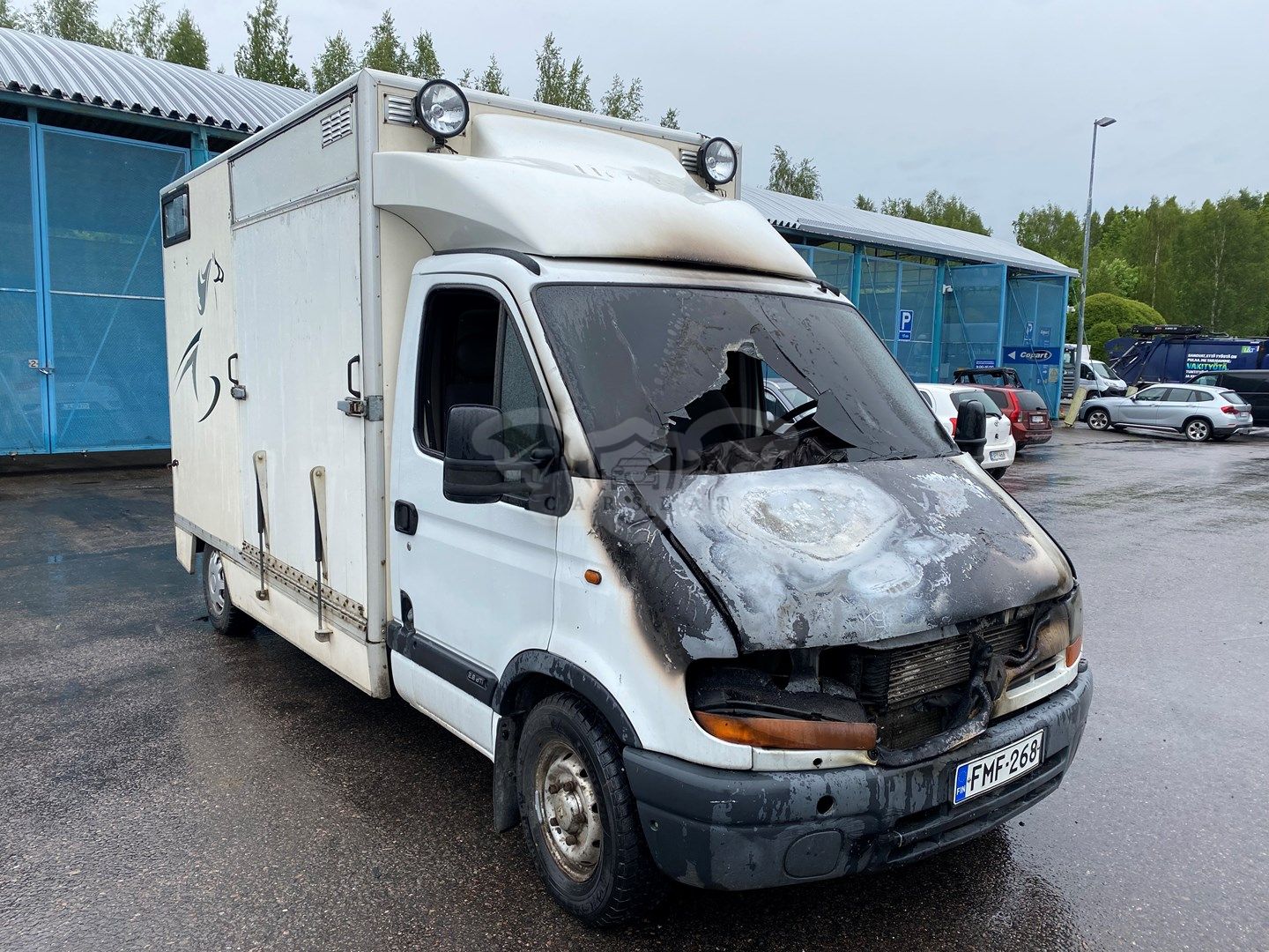 Renault Master T35 Hevosenkuljetusauto 2000