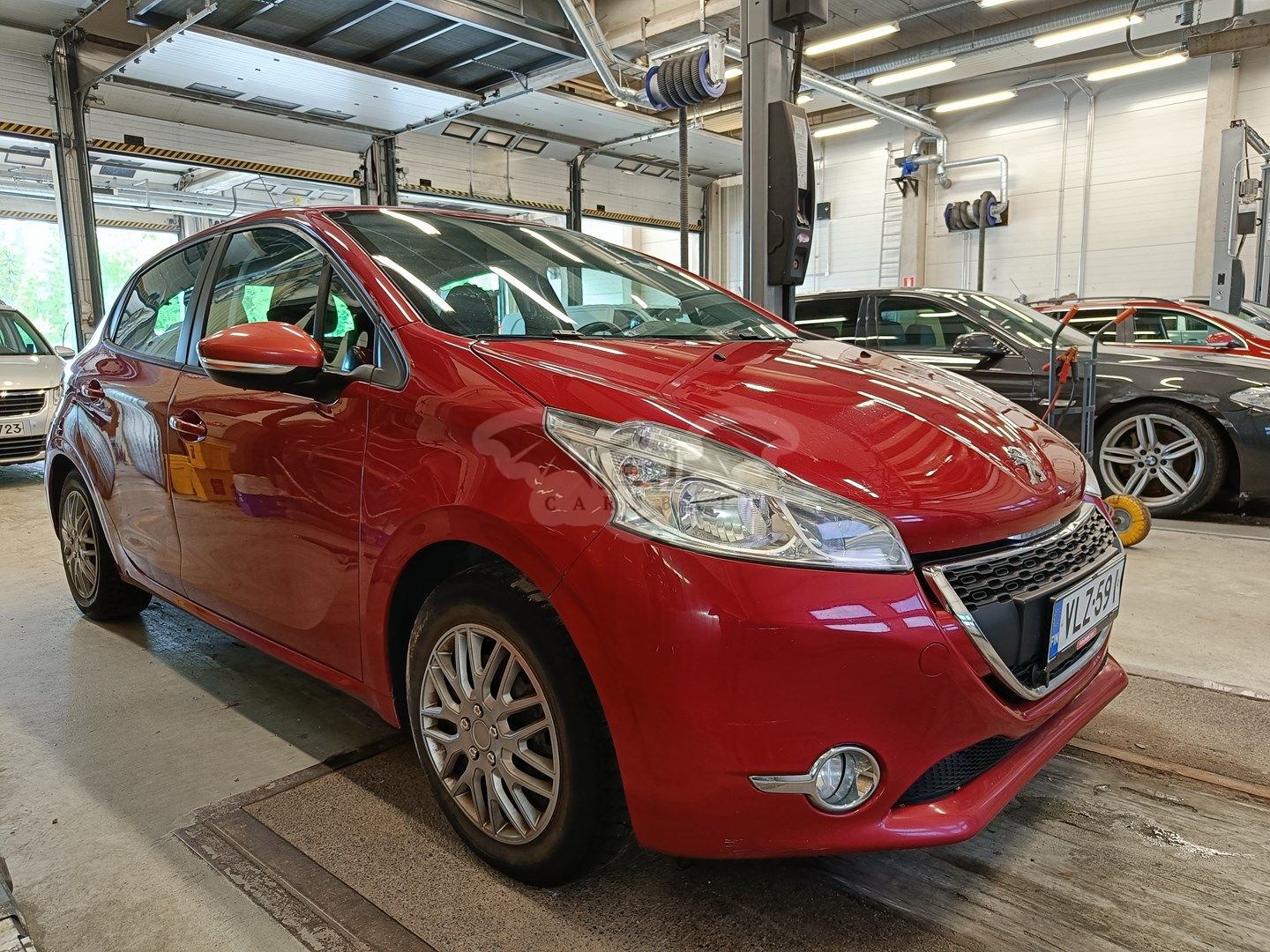 Peugeot 208 1.2 VTi 82 2013