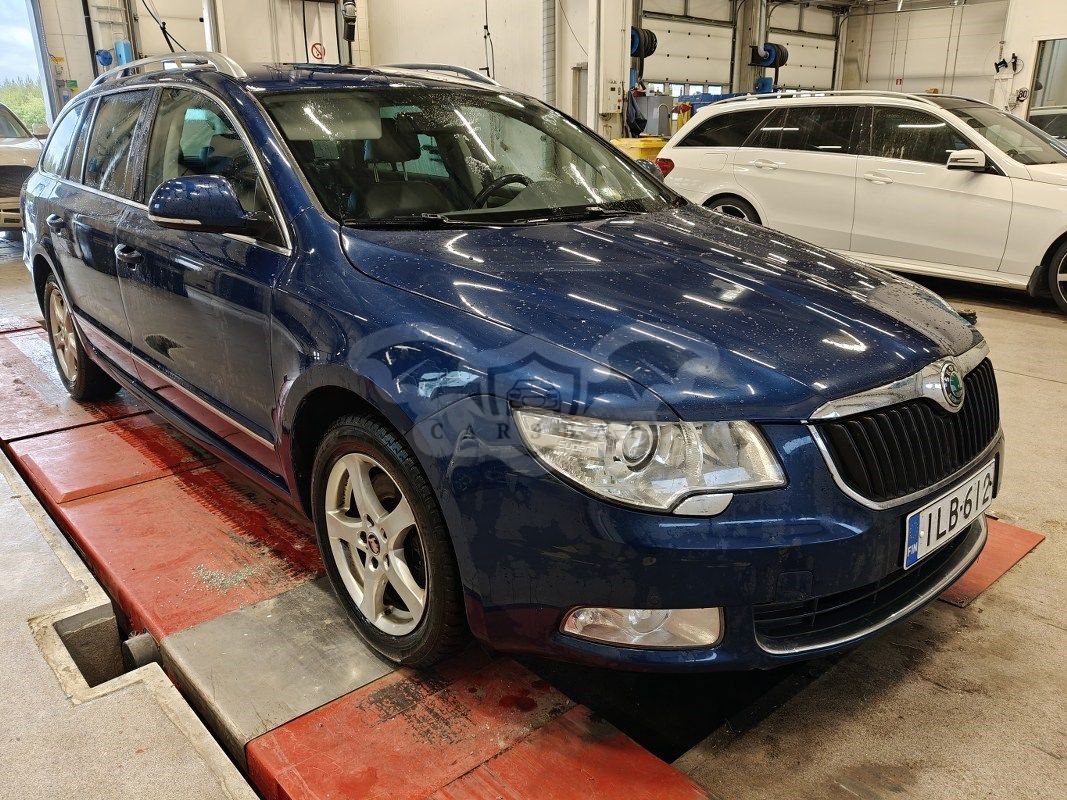Skoda Superb 2.0TDI - DSG 2010