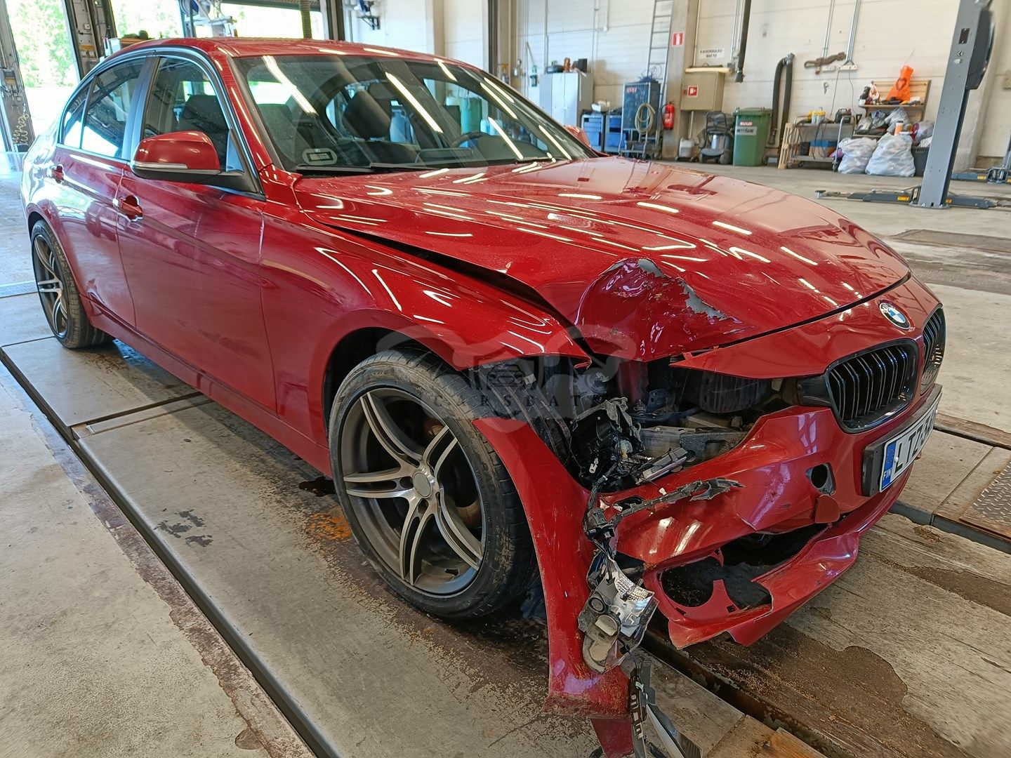 BMW 3 Series 320iA xDRIVE 2013