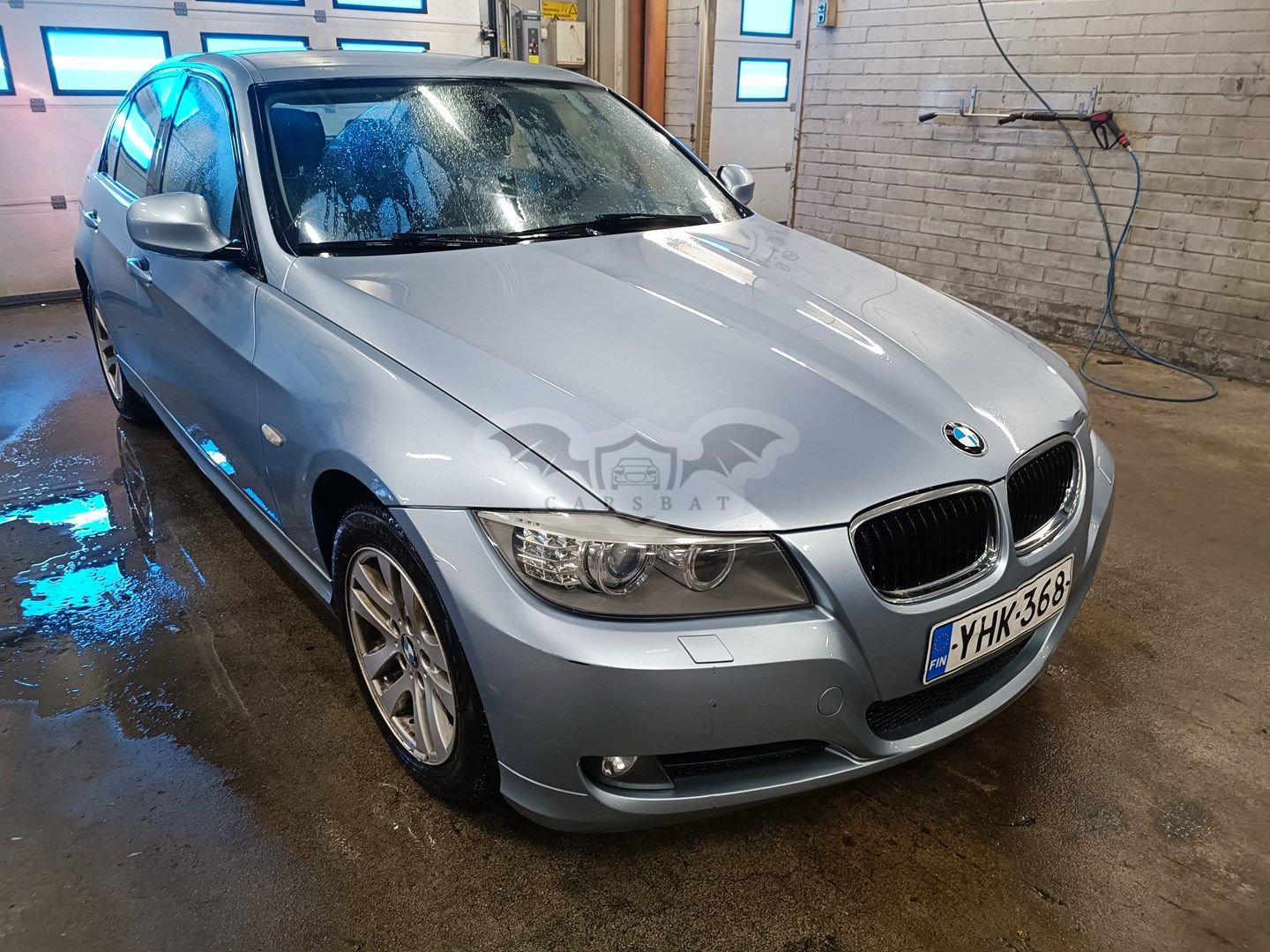 BMW 3 Series 320i A 2011