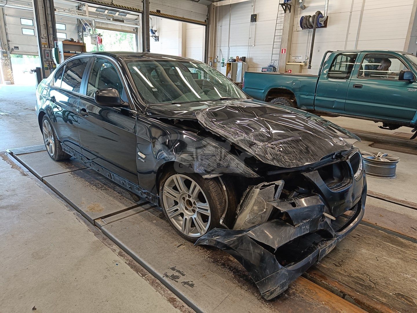 BMW 3 Series 320D XDRIVE 2011