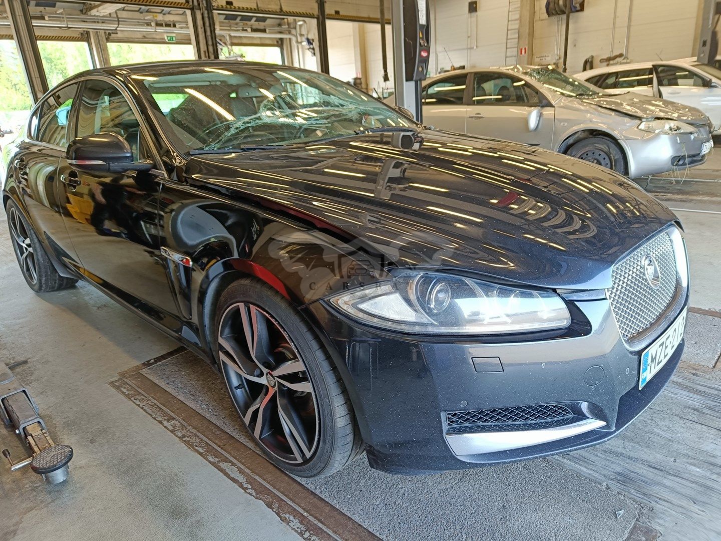 Jaguar XF 3.0D 2012