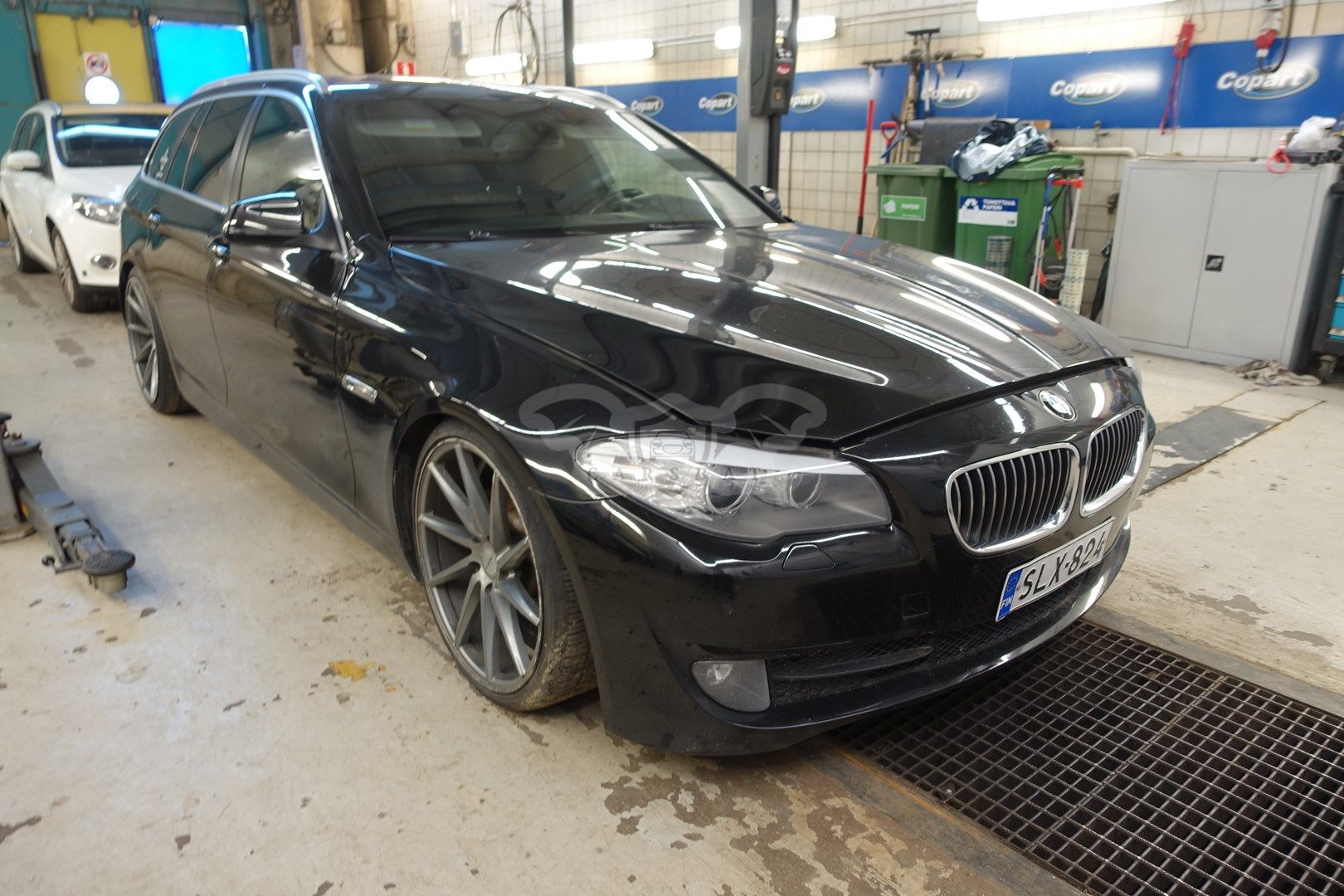BMW 5 Series 520d A 2011