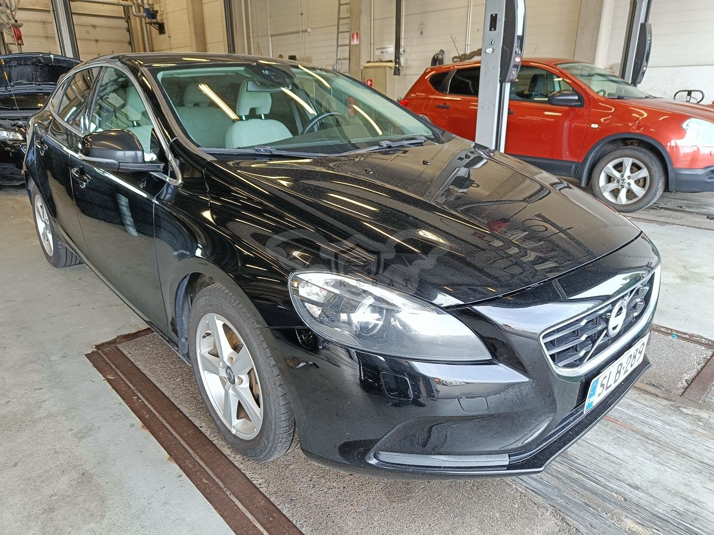 Volvo V40 2.0D 2013