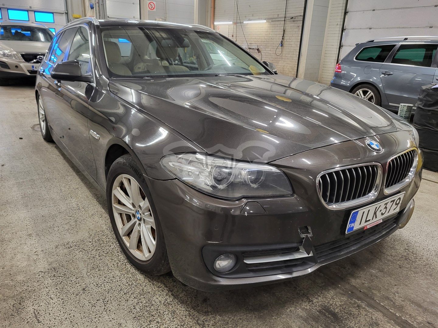 BMW 5 Series 520 d xDrive 2013