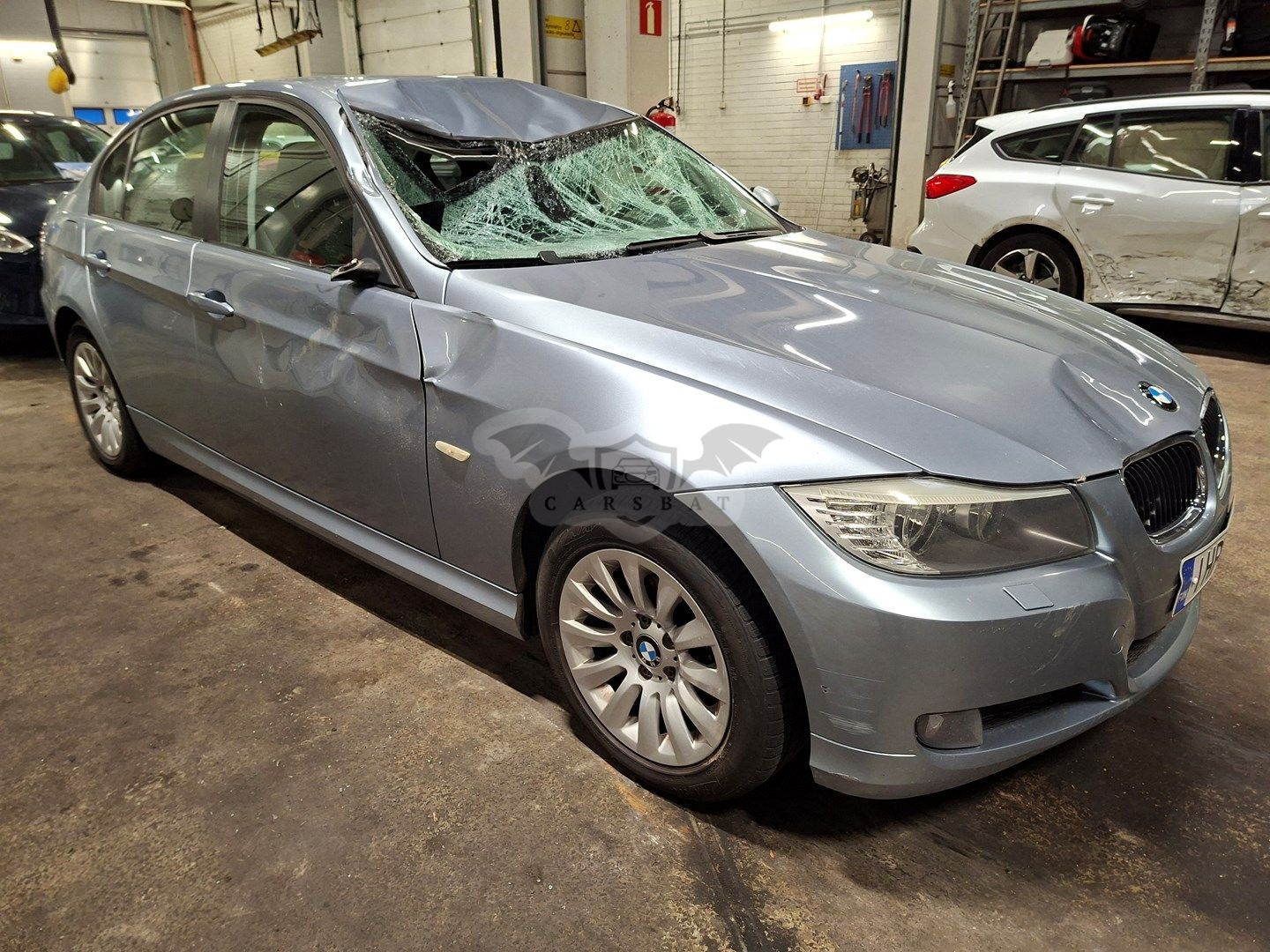 BMW 3 Series 318 i 2009