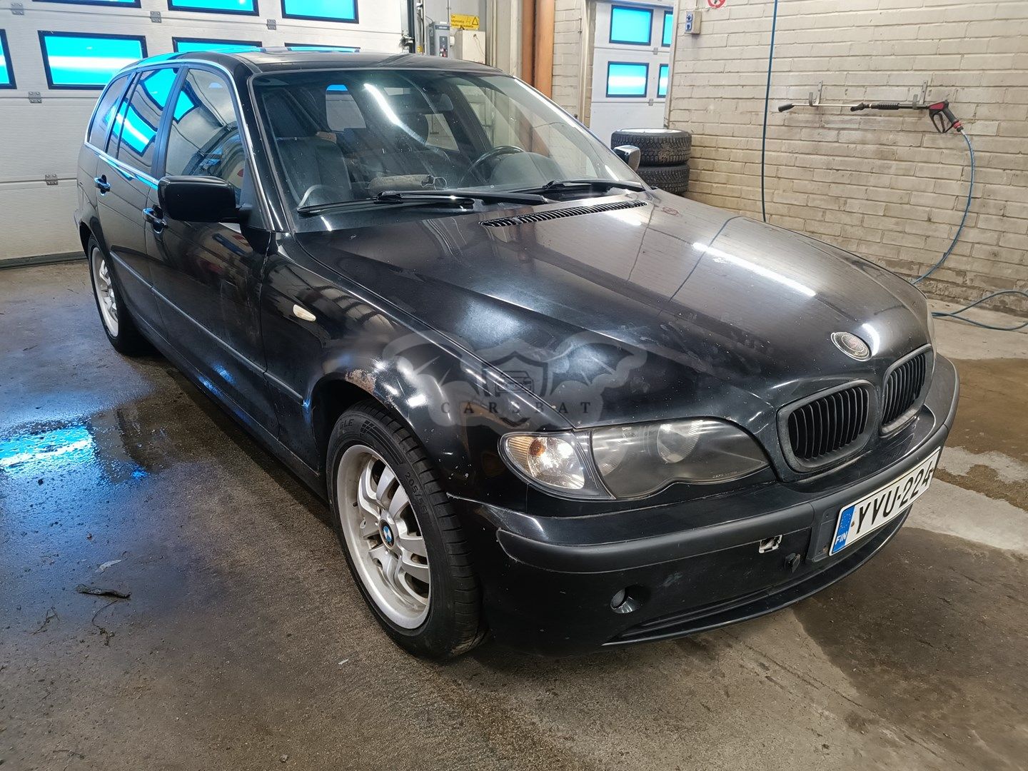 BMW 3 Series 325xi 2003