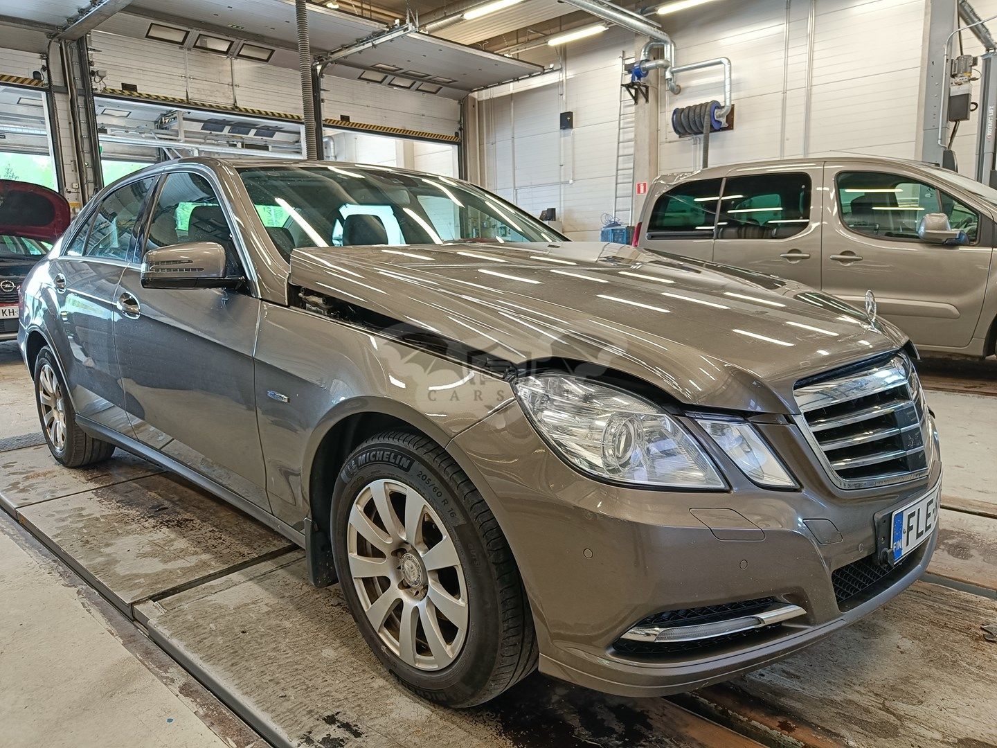 Mercedes-Benz E 220 CDI 2012