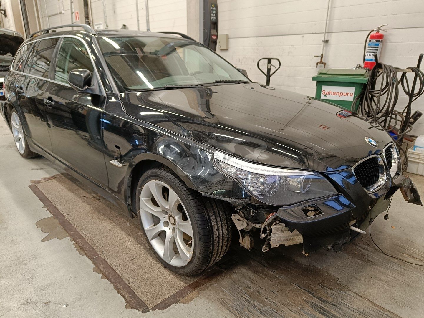 BMW 5 Series 520dA 2009