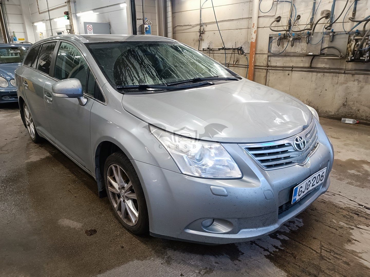Toyota Avensis 1.8 AUTOMATIC 2010