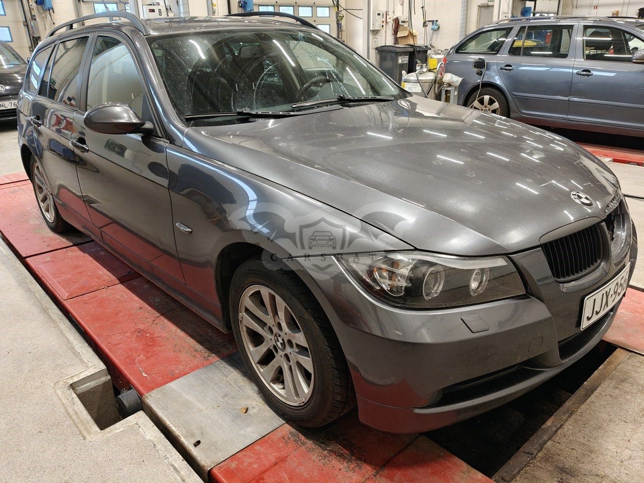 BMW 3 Series 320i 2005