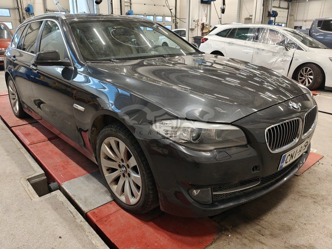 BMW 5 Series 525d xDRIVE 2013