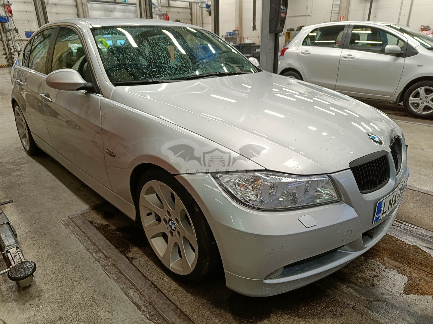 BMW 3 Series 325iA 2005