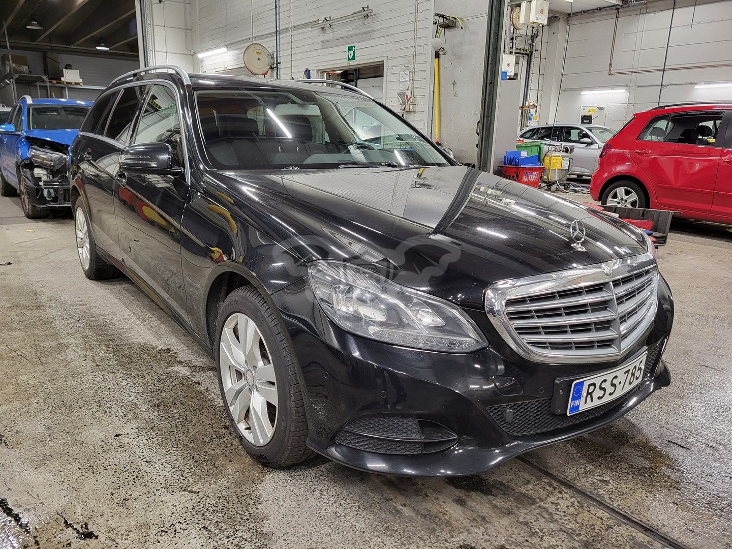 Mercedes-Benz E 250 CDI 4MATIC 2013