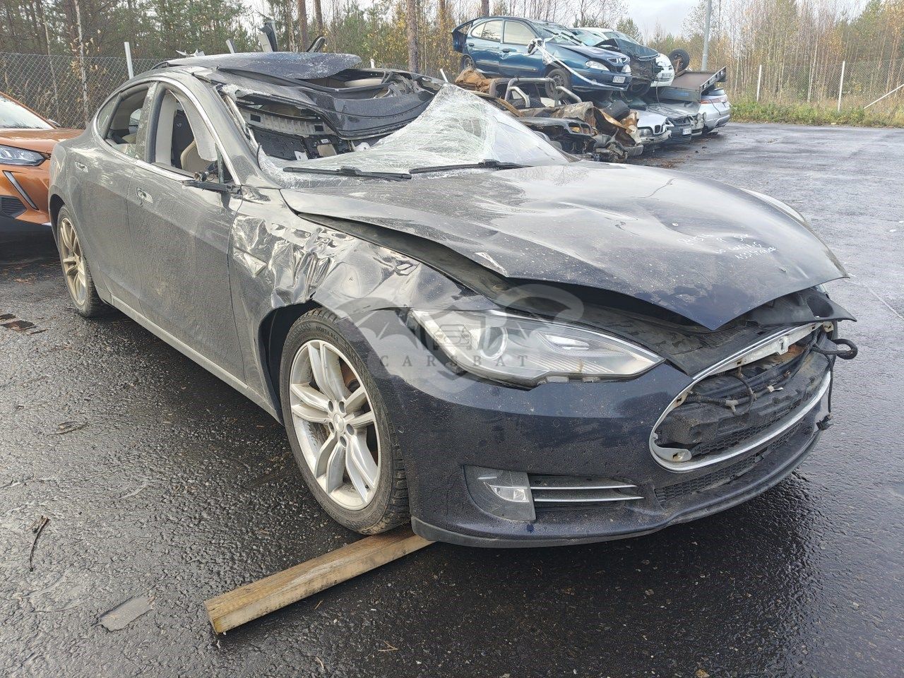 Tesla Model S 2014