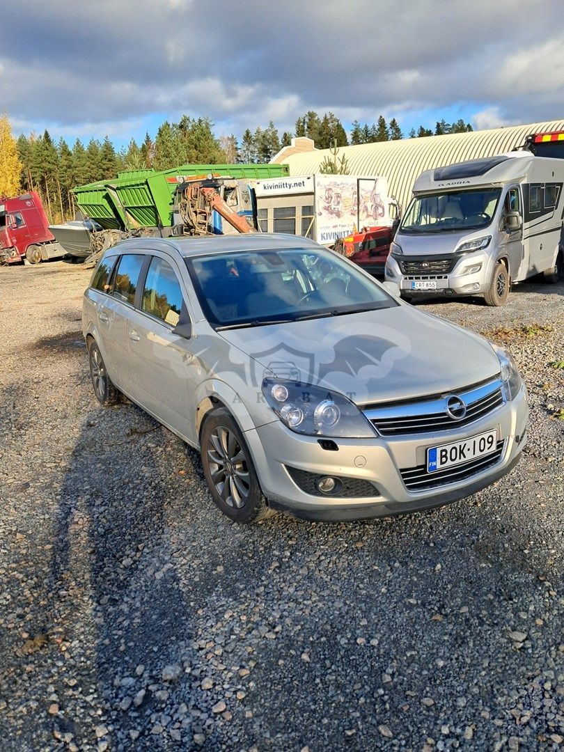 Opel Astra 1.6 2010