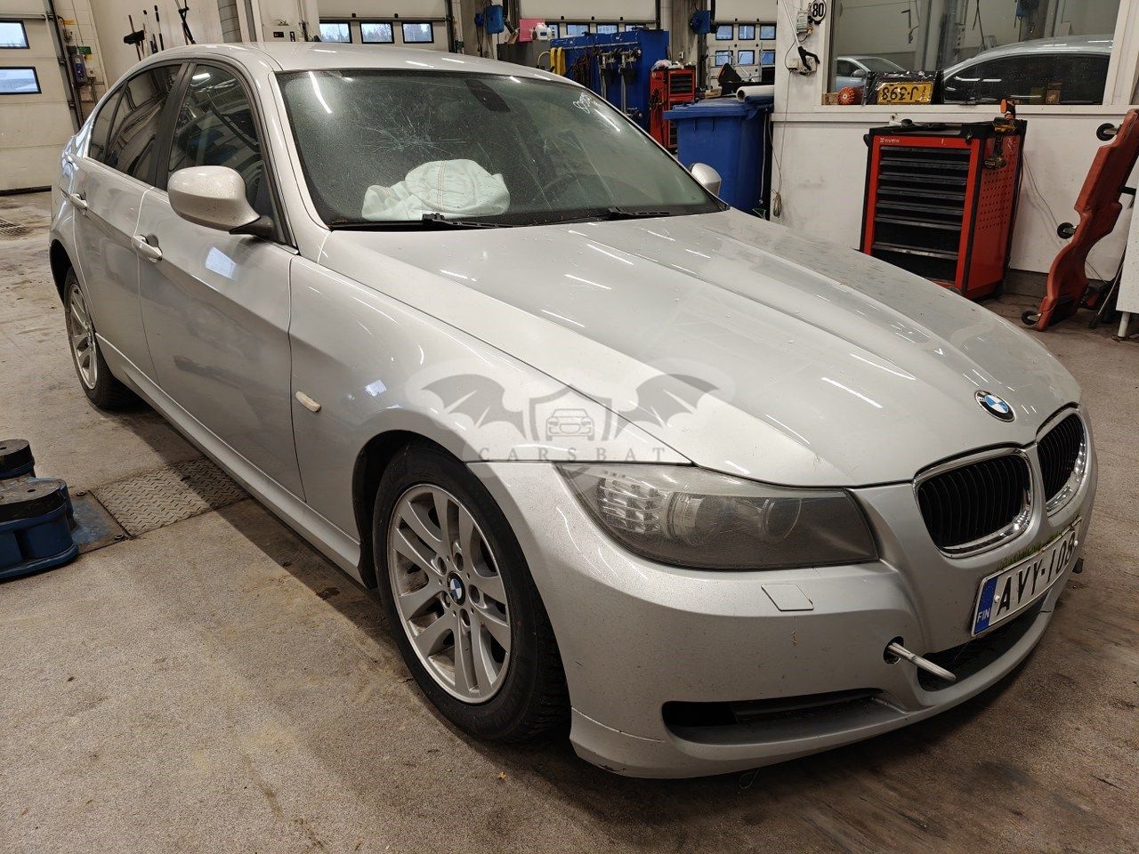 BMW 3 Series 318i 2009