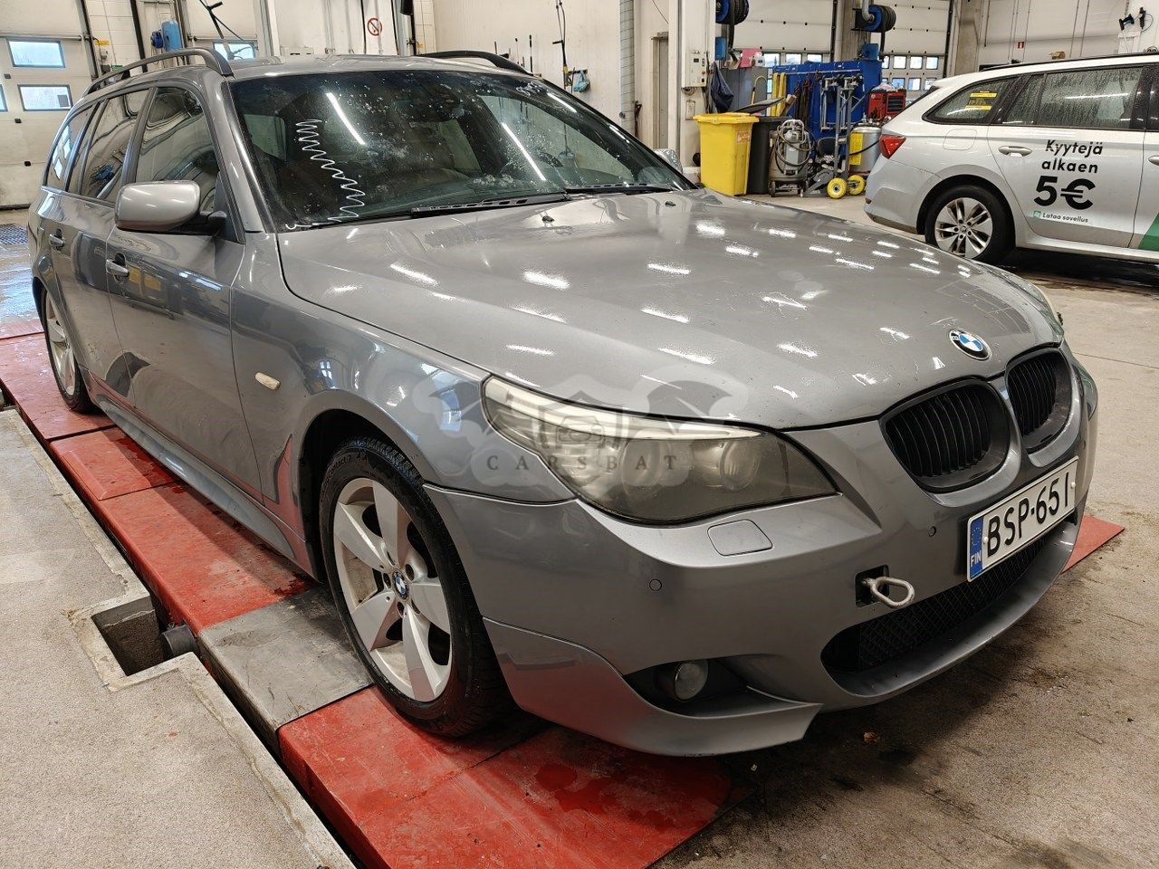 BMW 5 Series 530xi 2007