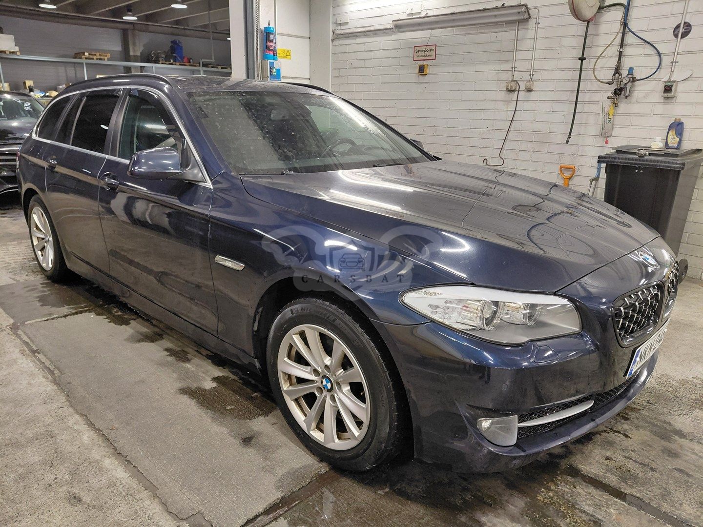 BMW 5 Series 520D 2011